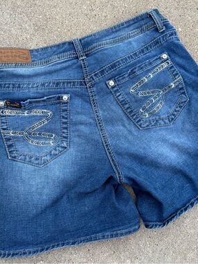 Seven7 Medium Blue Denim Shorts with Embroidered Back Pockets
